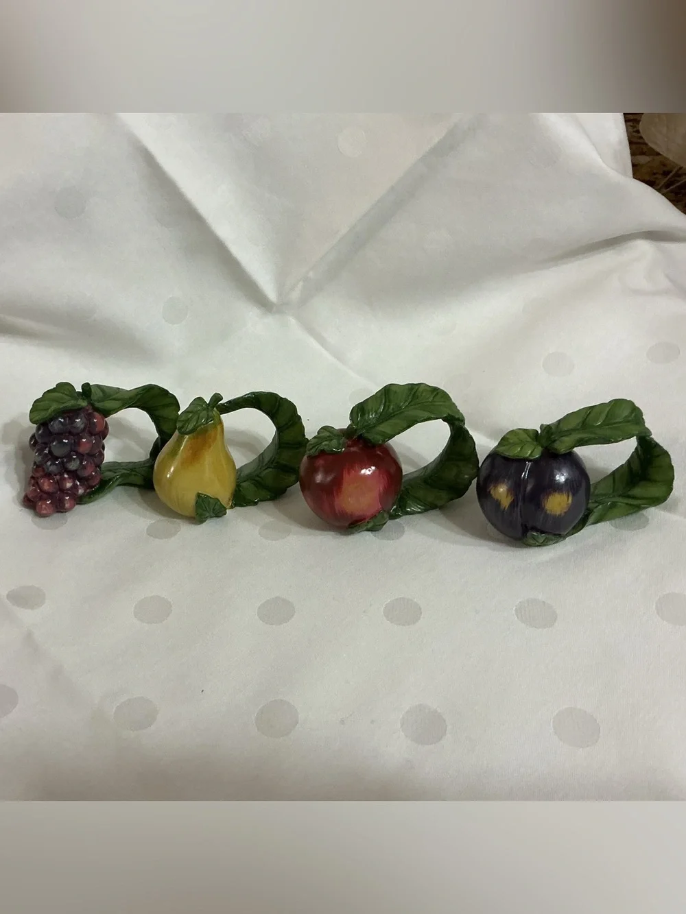 Sonoma Fruit Ceramic Napkin Rings in Green, Red, Yellow, Purple & 1 basket